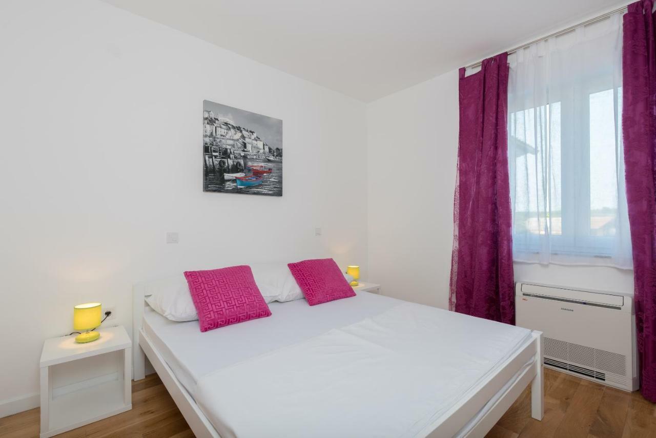 Villa Anja 2Nd Floor Peroj Dış mekan fotoğraf